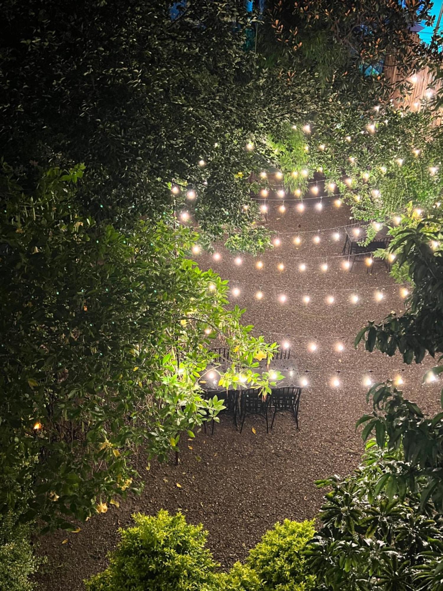 Отель Cloud 9 Garden Катманду Экстерьер фото